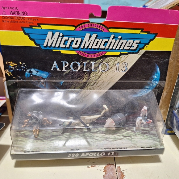 Micro Machines #20 Apollo 13 Astronauts Luner Module Moon Capsule HH-53C 1995 - Picture 1 of 1